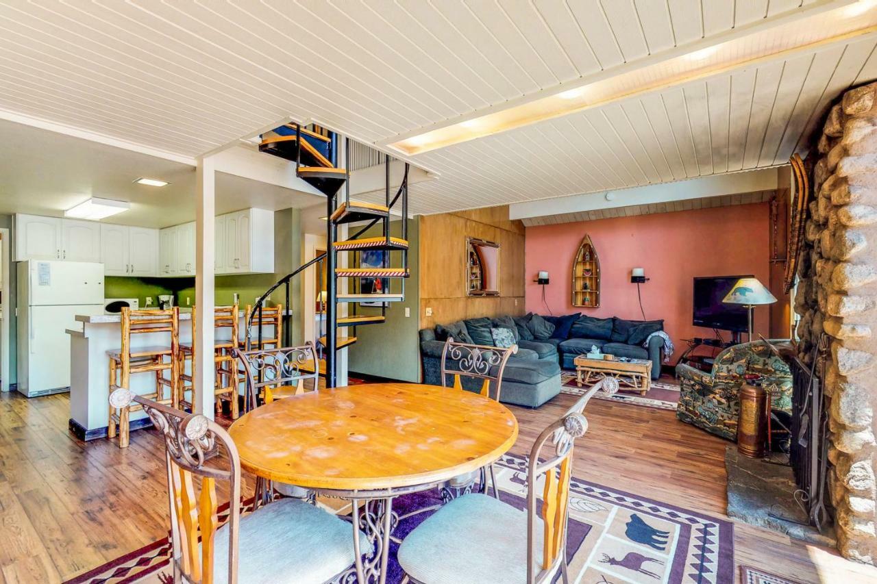 Waterfront Apres' Ski Cabin Villa South Lake Tahoe Exterior photo