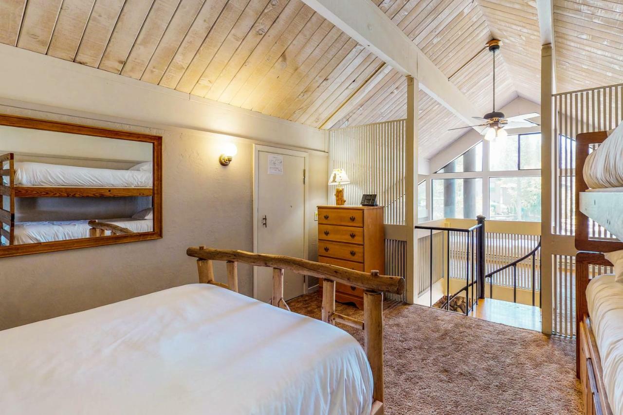 Waterfront Apres' Ski Cabin Villa South Lake Tahoe Exterior photo